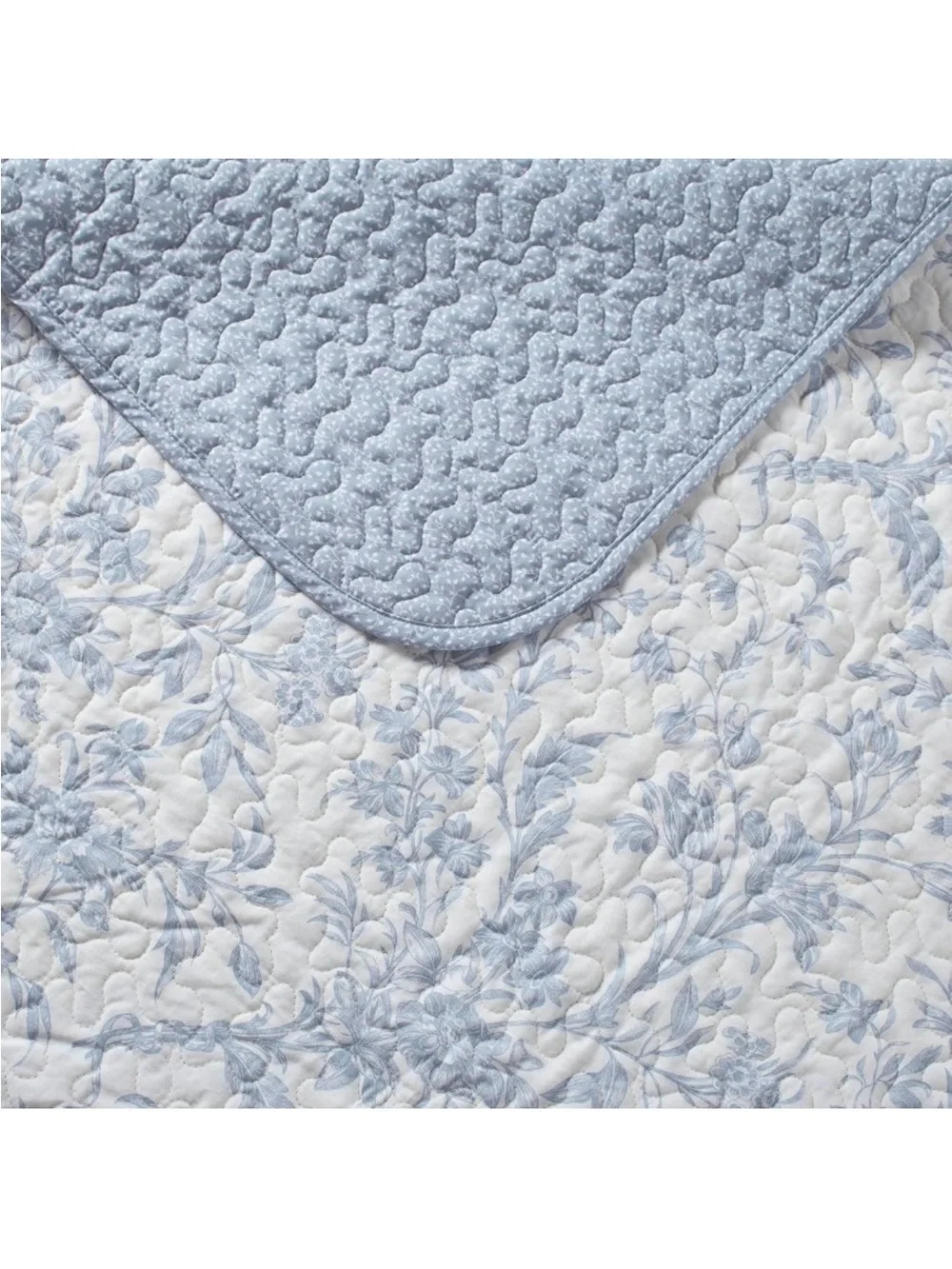 Elegant 4-Piece King Blue Amberley Floral Quilt Set Reversible Bonus ThrowPillow